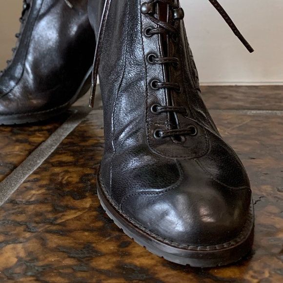 ♥️ESCADA BLACK LEATHER LACE UP ANKLE BOOTS - Picture 11 of 13